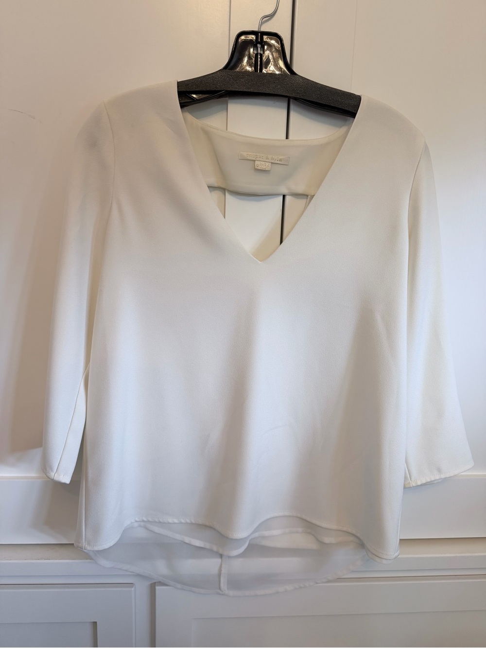 cooper & ella Cream V-Neck Three-Quarter Sleeve Blouse